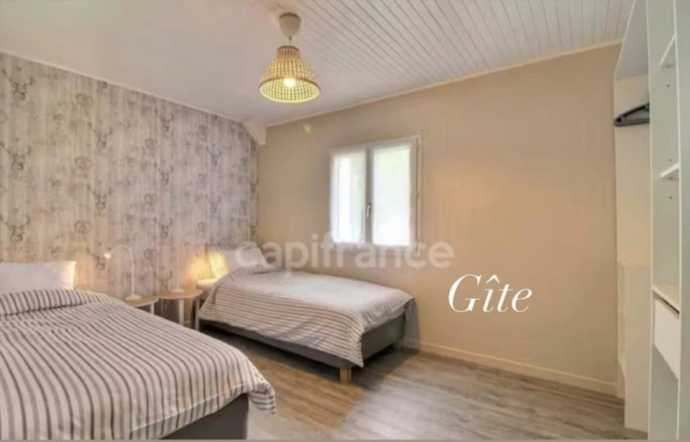 Photos 18 - Touristique - Maison de caractère avec gîte indépendant – 10 pièces – 238 m² – Kerlouan (Finistère)