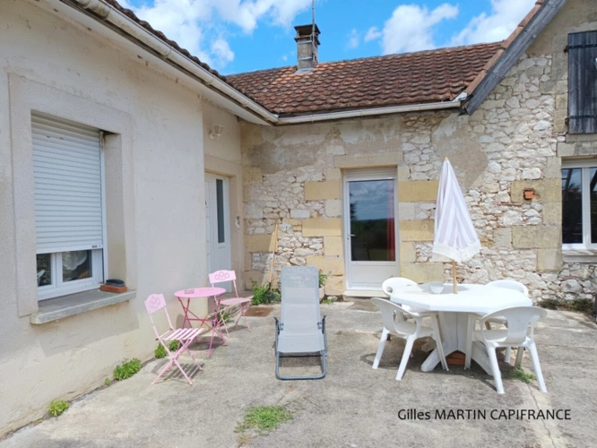 Photos 1 - Touristique - Propriete à vendre 5 pièces  avec un chai et une dépendance