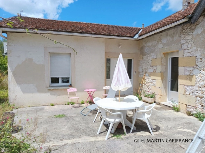 Photos 2 - Touristique - Propriete à vendre 5 pièces  avec un chai et une dépendance