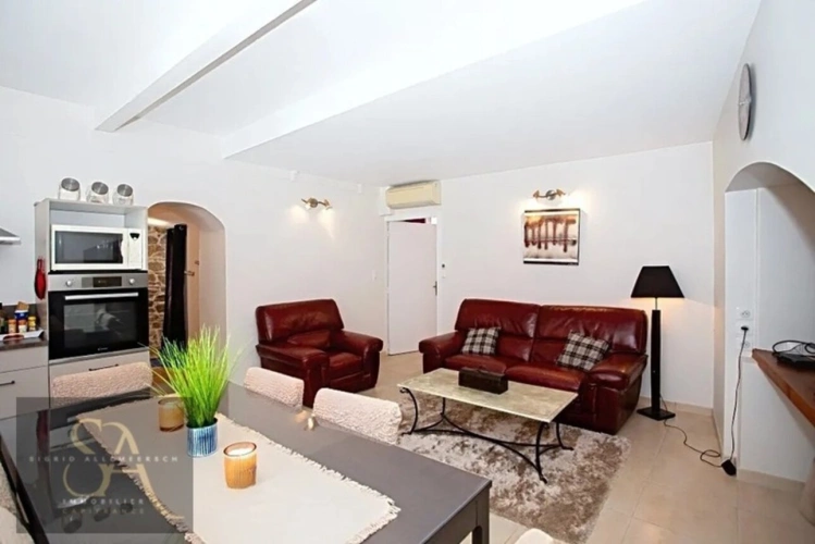 Photos 12 - Touristique - Propriété (trois maisons) 249m² avec piscine  à vendre pièces 15 minuntes de NARBONNE (11)