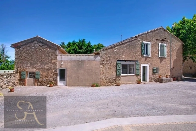 Photos 13 - Touristique - Propriété (trois maisons) 249m² avec piscine  à vendre pièces 15 minuntes de NARBONNE (11)