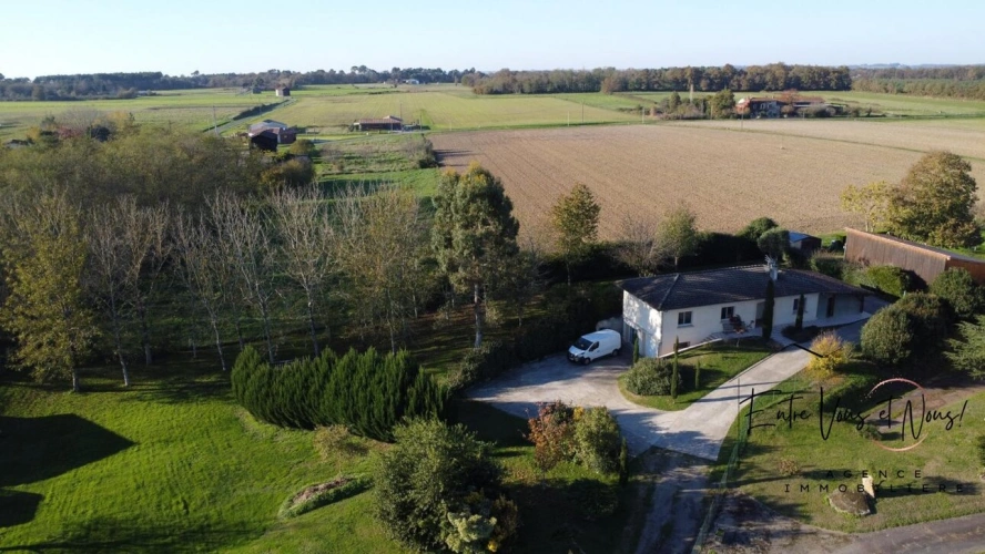 Photos 1 - Prestige - Maison à vendre Savignac