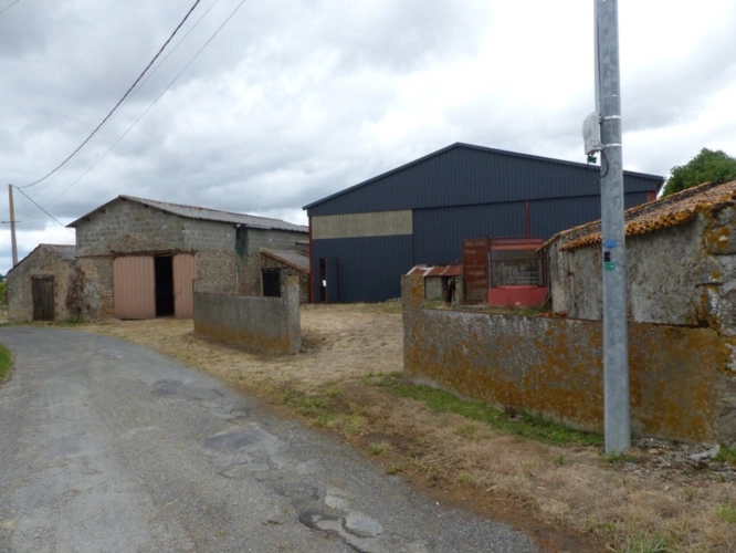 Photos 1 - Tourist - FARMHOUSE for sale 9 rooms GOURGE (79) LAND 11,487 m²