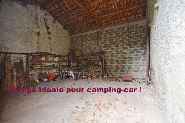 Photos 1 - Touristique - Grange pour camping-car à Couches