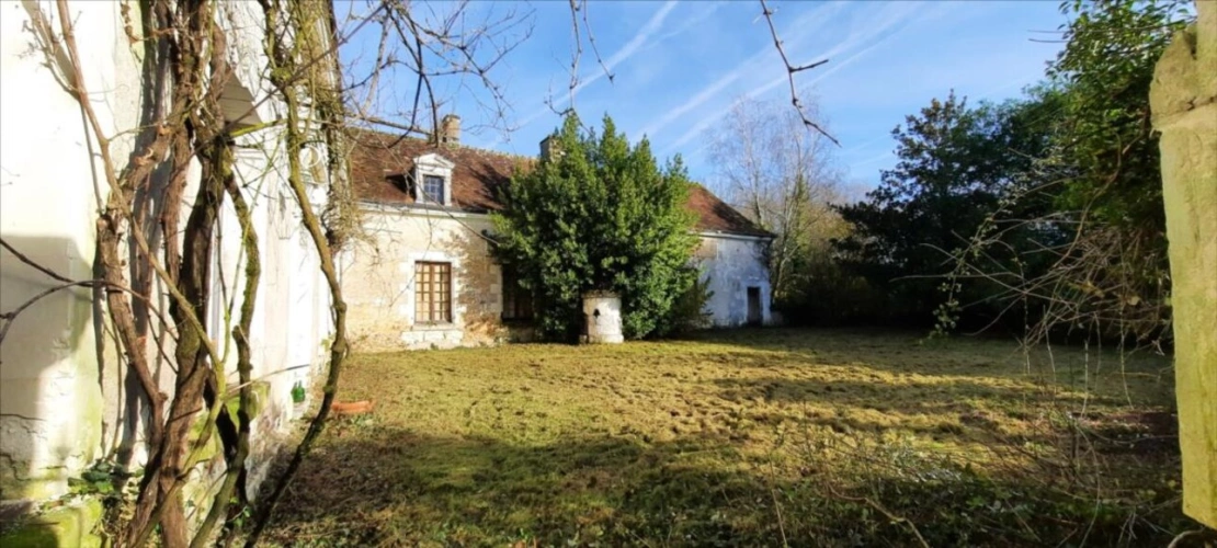 Photos 7 - Prestige - Nord Indre, ferme fortifiée à rénover
