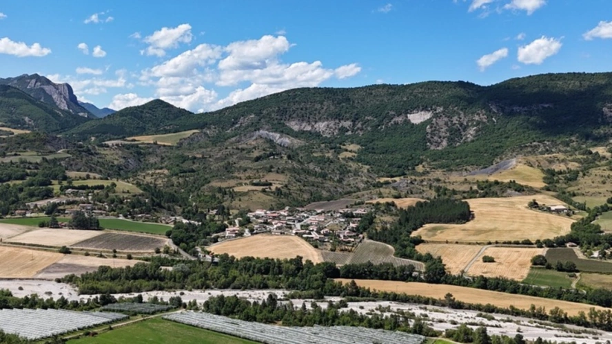 Photos 30 - Agricole - Propriété en pierre de 180 m² habitables sur 22 000 m² de terrain, vue dominante