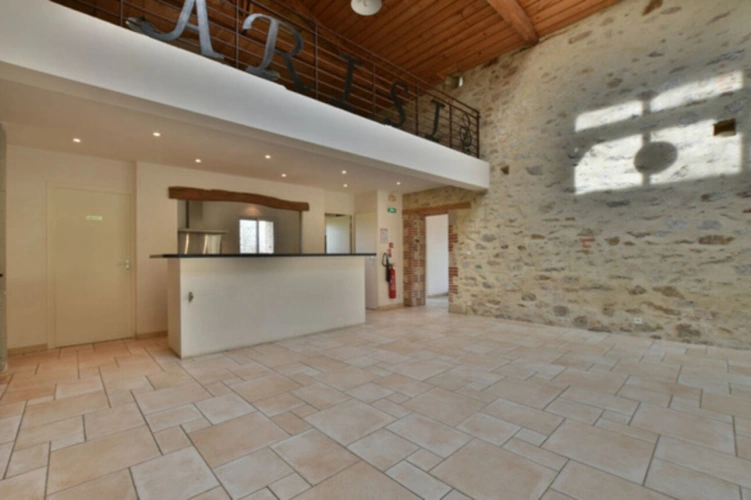 Photos 12 - Touristique - Dpt Maine et Loire (49), à vendre proche de CHOLET Salle de réception + Gites  TERRAIN- 6739 M²