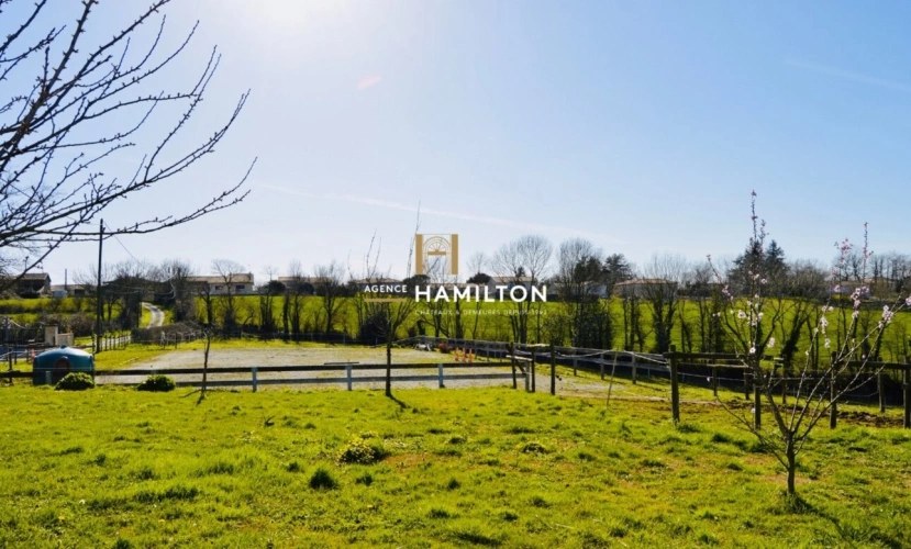Photos 15 - Equestrian - Farm with outbuildings
