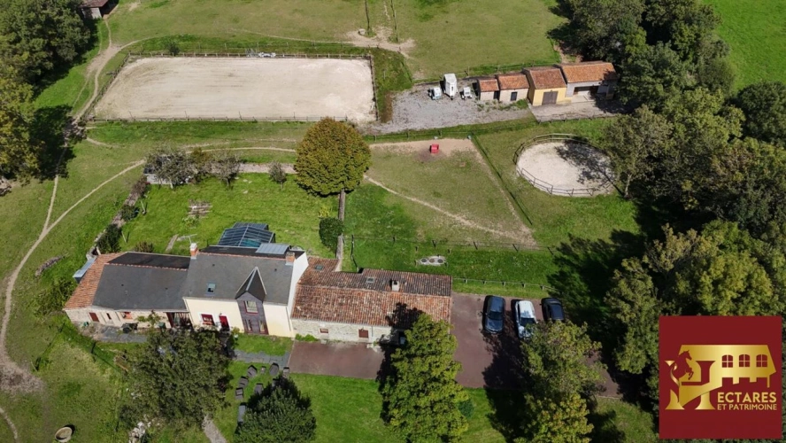 Photos 1 - Équestre - Maison Saint Etienne De Montluc 5ch de178 m2 sur 2 hectares