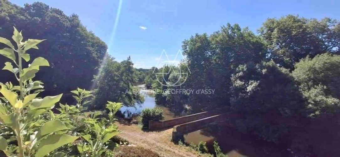 Photos 10 - Prestige - Châteaux du XIX eme entièrement rénovée surplombant une charmante rivière, proche de Chambord et Blois