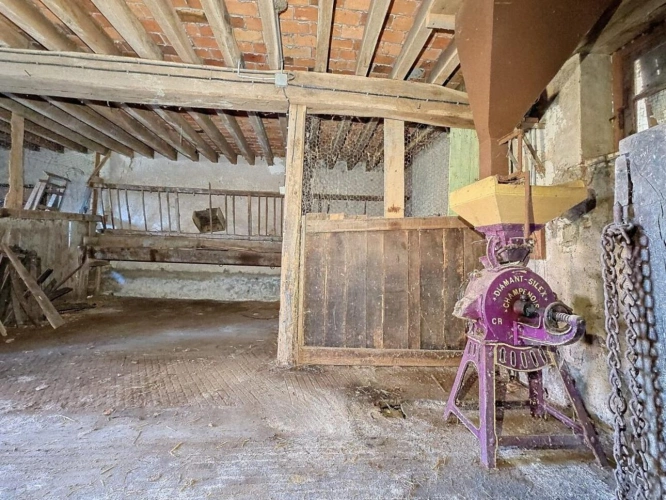 Photos 9 - Touristique - Ancien corps de ferme avec dépendances et prairie