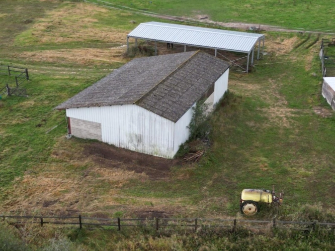 Photos 5 - Équestre - Petite propriété   5,48 ha avec 2 hangars en Brenne