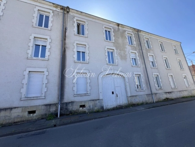 Photos 1 - Prestige - Propriete à vendre 80 pièces VIERZON (18)