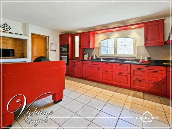 Photos 7 - Prestige - Charme historique, volumes rares, cadre naturel exceptionnel