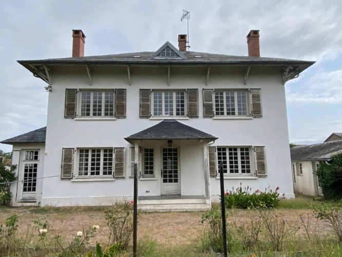 Photos 1 - Prestigious - ALLIER