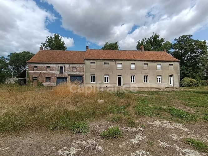 Photos 3 - Touristique - "Ancienne Ferme au Passé Historique – À Rénover avec Potentiel Authentique"