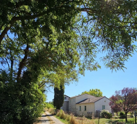 Photos 3 - Touristique - MAS 6 pièces sur terrain de 2158 m2