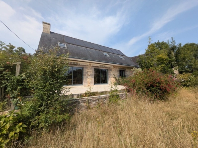 Photos 1 - Prestige - SAINT CARADEC TREGOMEL ENSEMBLE DE 4 LONGERES DE 438M² ENVIRON SUR PARCELLE DE 4400M² AVEC PUITS