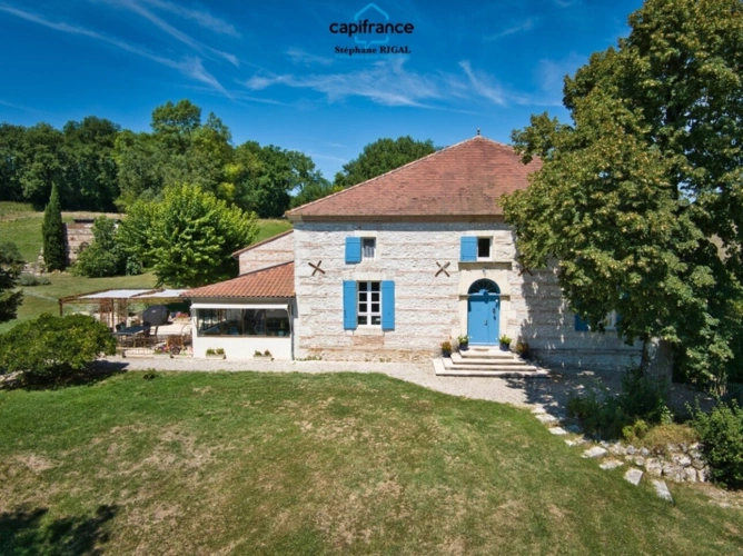 Photos 1 - Prestige - Propriete à vendre 10 pièces FONGRAVE (47) maison de 360m2 sur terrain de 1,43ha