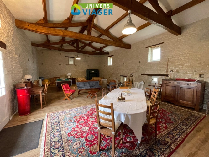 Photos 7 - Prestige - Ferme du 19°siècle avec grande salle de reception et ses dépendances en viager libre ou achat classique