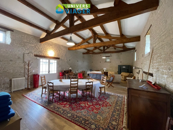 Photos 8 - Prestige - Ferme du 19°siècle avec grande salle de reception et ses dépendances en viager libre ou achat classique