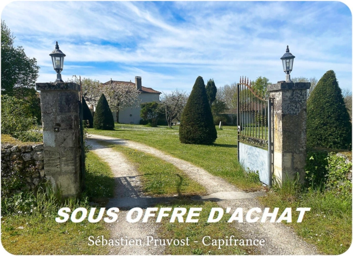 Photos 1 - Prestige - Propriete à vendre 5 pièces proche de BRANTOME (24), 180m2 hab., 4 chambres, gîte 30m2, piscine 12x6, grange, 25000m2 terrain