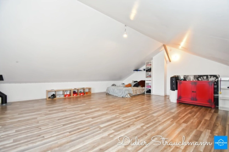 Photos 31 - Équestre - Propriete à vendre 8 pièces SURGERES (17)