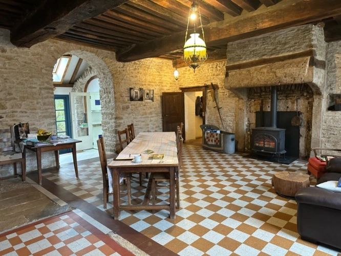Photos 19 - Touristique - Demeure historique PRECY-SOUS-THIL composée de 15 pièces (390 m²) et 950 m² de dépendances