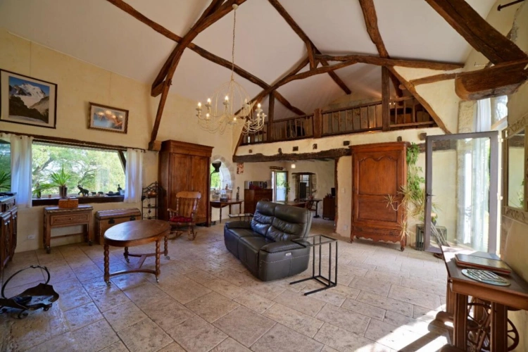 Photos 7 - Equestrian - Estate