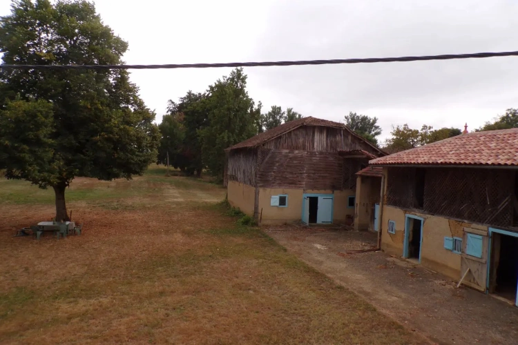 Photos 6 - Land - 2 ha, maison à rénover (Gers)