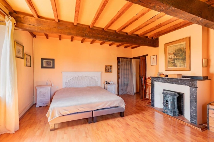 Photos 12 - Tourist - House