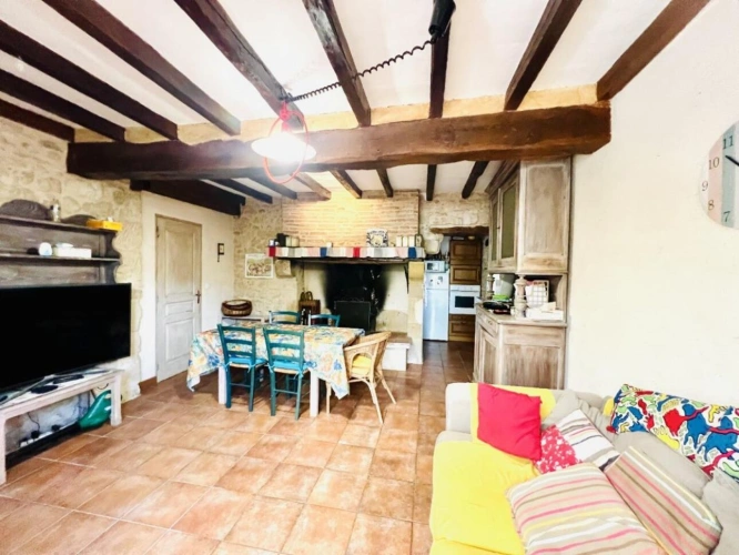 Photos 18 - Tourist - House