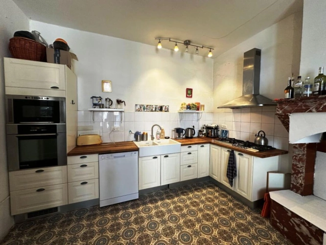 Photos 7 - Tourist - House