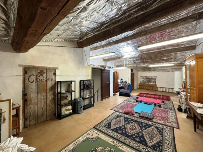 Photos 11 - Tourist - House
