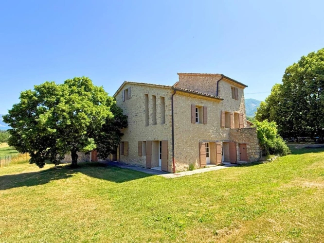 Photos 1 - Prestigious - wilderness property