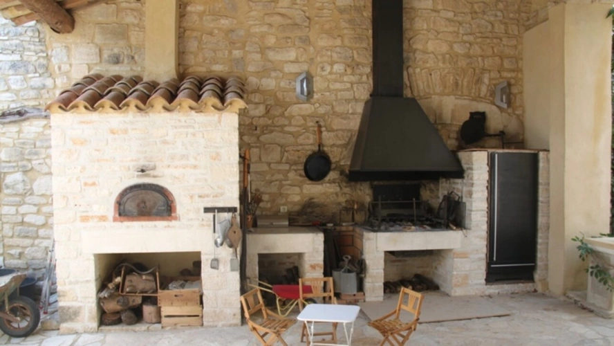 Photos 19 - Prestige - Demeure en pierre du XVIIe siècle avec vue imprenable sur les coteaux de l’Ardèche – Issirac