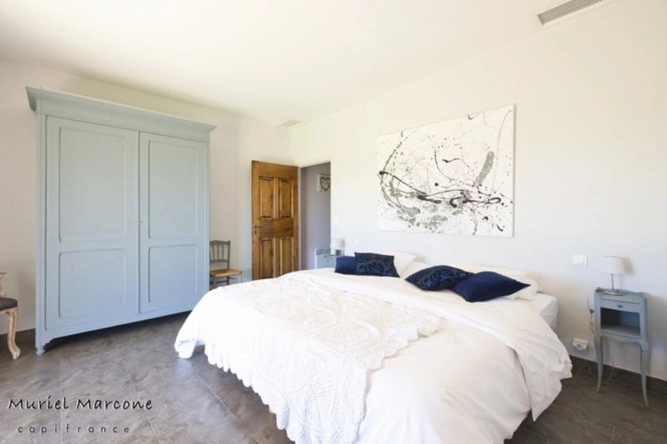 Photos 19 - Agricole - Propriété d’exception de 290 m2 au cœur de la Vallée des Baux-de-Provence sur 25 hectares à vendre 7 pièces MOULES (13)