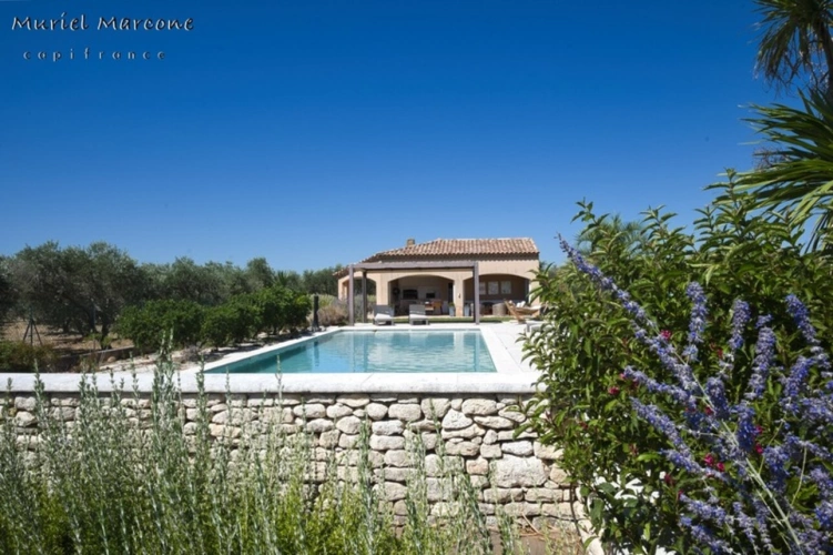 Photos 26 - Agricole - Propriété d’exception de 290 m2 au cœur de la Vallée des Baux-de-Provence sur 25 hectares à vendre 7 pièces MOULES (13)