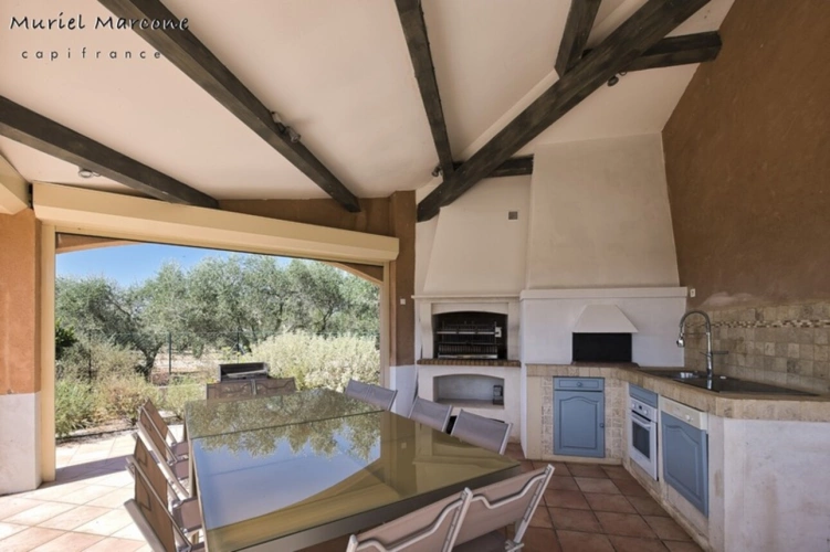 Photos 28 - Agricole - Propriété d’exception de 290 m2 au cœur de la Vallée des Baux-de-Provence sur 25 hectares à vendre 7 pièces MOULES (13)