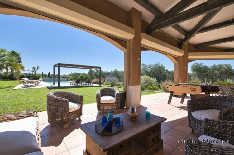 Photos 31 - Agricole - Propriété d’exception de 290 m2 au cœur de la Vallée des Baux-de-Provence sur 25 hectares à vendre 7 pièces MOULES (13)