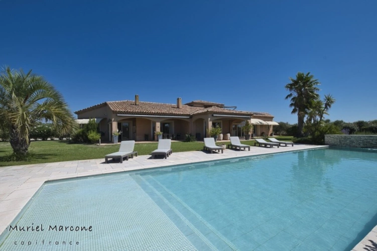 Photos 40 - Agricole - Propriété d’exception de 290 m2 au cœur de la Vallée des Baux-de-Provence sur 25 hectares à vendre 7 pièces MOULES (13)