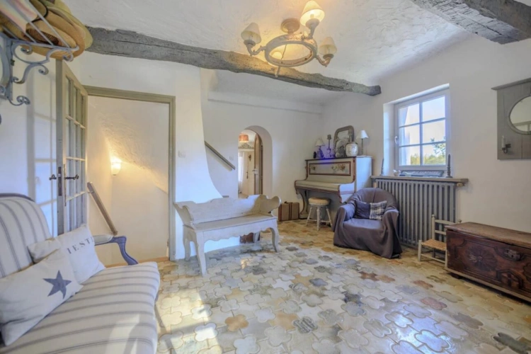 Photos 6 - Prestigious - House