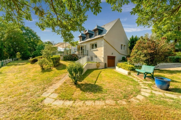 Photos 3 - Touristique - Propriété d'exception avec vue panoramique et calme absolu, proche de SAUMUR