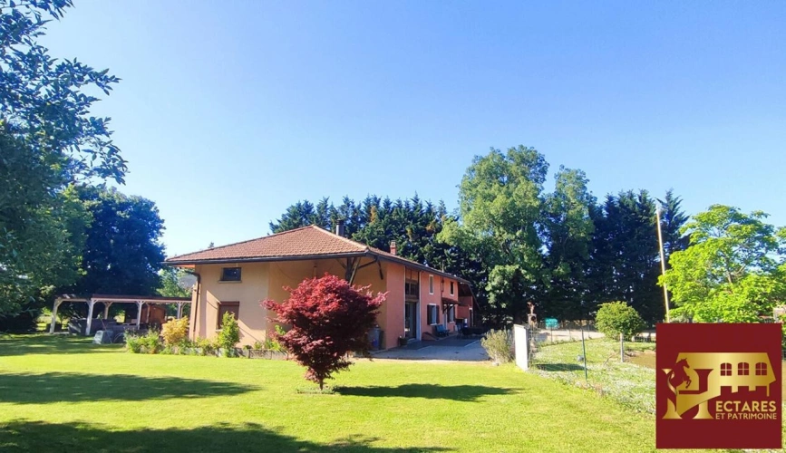 Photos 1 - Équestre - Ferme bressane 7 hectares sans voisin