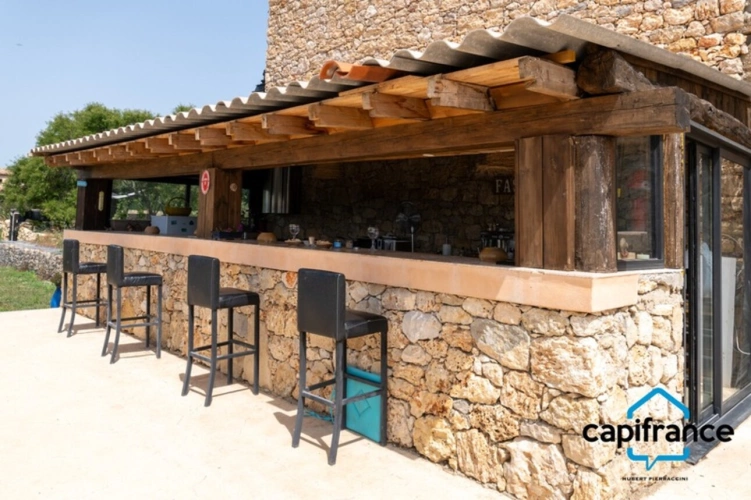 Photos 4 - Prestige - 83 Haut Var Régusse Gorge du verdon Magnifique Domaine constitué par un ensemble de prés de 850m² de plancher sur 18000m2