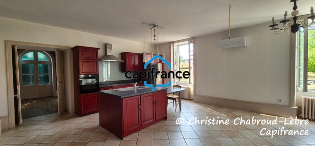 Photos 5 - Prestige - Propriété à vendre - 200 m² - 8 pièces à SAINT-ETIENNE-DE-VICQ (03)