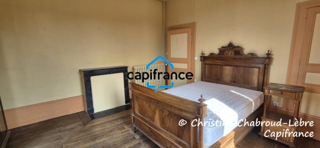 Photos 11 - Prestige - Propriété à vendre - 200 m² - 8 pièces à SAINT-ETIENNE-DE-VICQ (03)