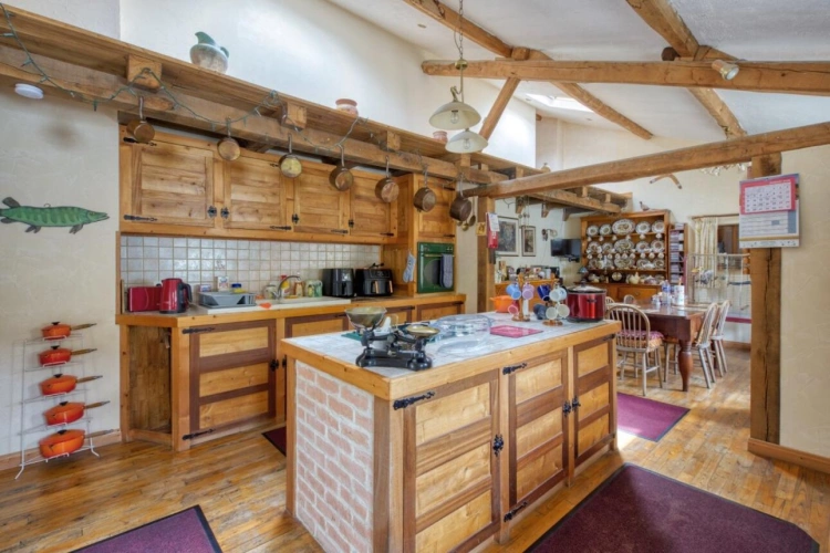 Photos 3 - Tourist - House
