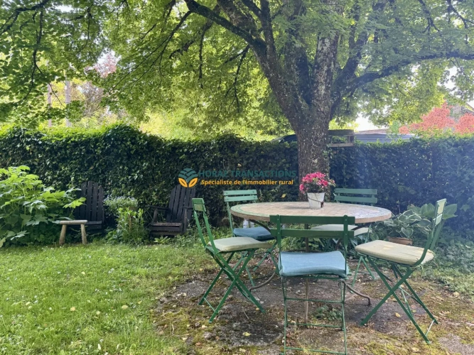 Photos 8 - Touristique - Ferme restaurée avec gîte & grange : charme et authenticité en campagne Haute-Saônoise
