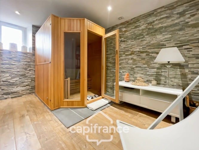Photos 18 - Prestige - Maison de charme rénovée – 229 m² + dépendances – Terrain clos 6 297 m²